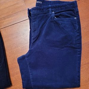 Women’s Size 18W Corduroy Jeans.  Navy.